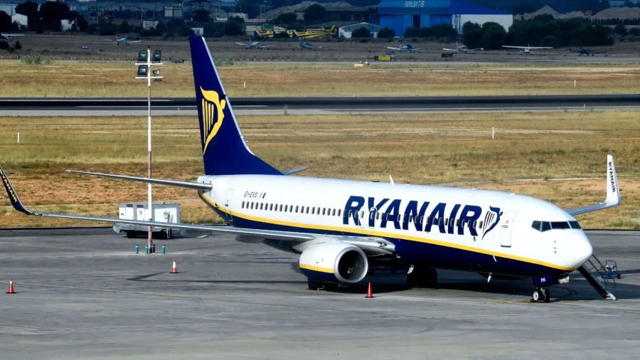 184 Passengers and Crew Evacuated as Ryanair Boeing Plane Catches Fire on Runway in Italy