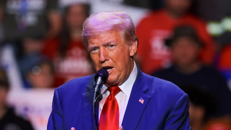 Smith's New Filing Goes Into 'Extraordinary Detail' About Trump's Conduct: Legal Expert