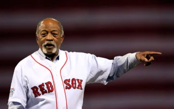 Red Sox Hall of Famer Luis Tiant Dies at 83