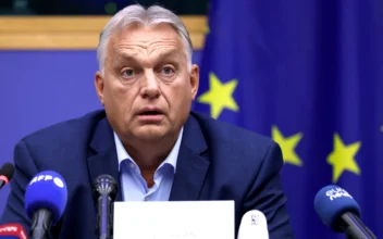 Hungary Says Ukraine Can’t Win on Battlefield