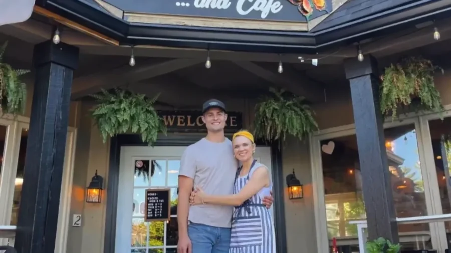 Couples' Dreams Lead Them to a New Life