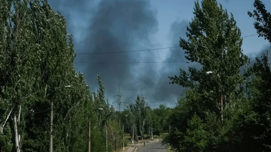 Ukraine Reports Fierce Fighting in Toretsk as Russia Steps Up Pressure