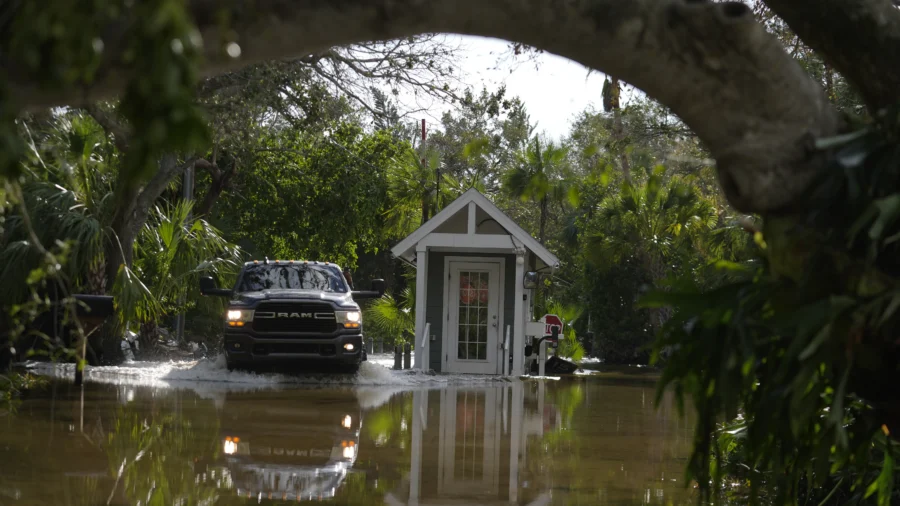 Residents Clean up and Figure out What’s Next After Milton