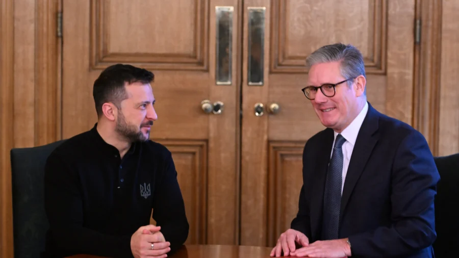Zelenskyy Outlines 'Victory Plan' With British Prime Minister Starmer