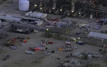 At Least 2 Dead and More Than 30 Injured After Chemical Leak at a Texas Oil Refinery