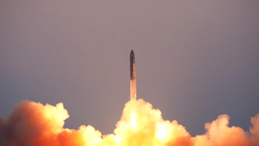 SpaceX Launches 5th Starship Flight Test