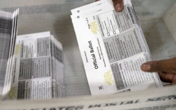 Nevada Political Parties Battle Over Voter Rolls