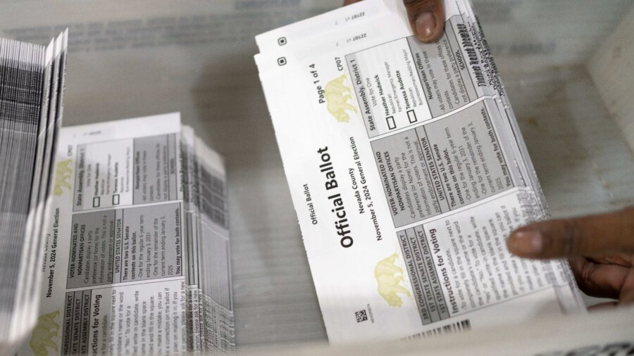Nevada Political Parties Battle Over Voter Rolls