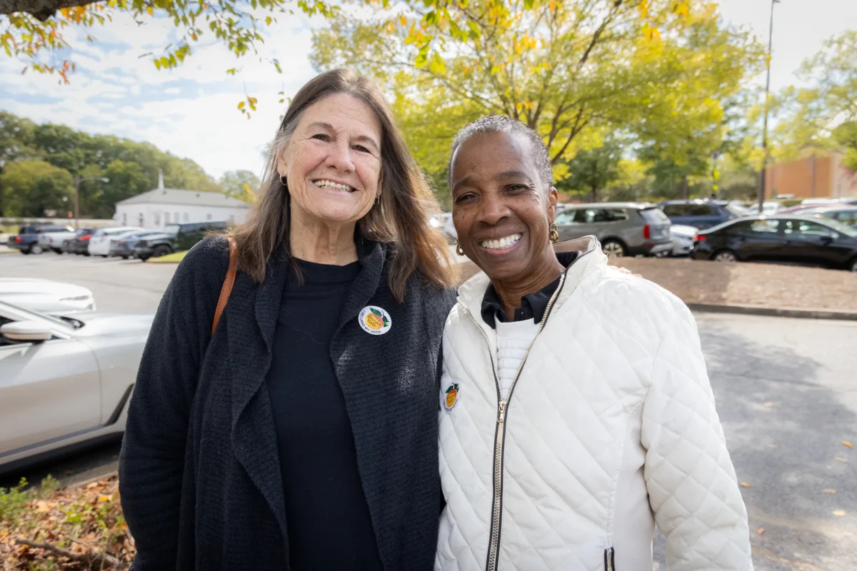 Flock to Polling Locations as Early InPerson Voting Opens NTD