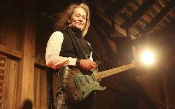 Jake E. Lee, Former Ozzy Osbourne Guitarist, Shot Multiple Times in Las Vegas