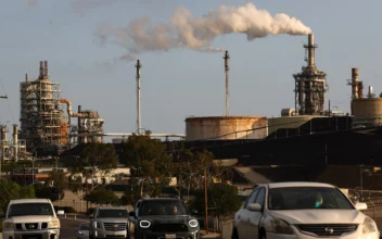 Phillips 66 to Close Los Angeles Oil Refinery 