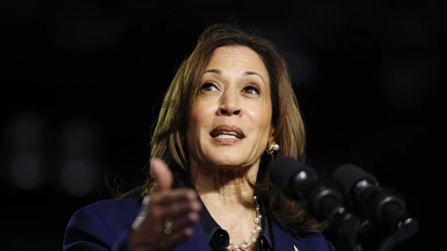 Harris Rallies in Grand Rapids, Michigan
