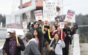 Boeing, Union Reach Tentative Deal to End Strike