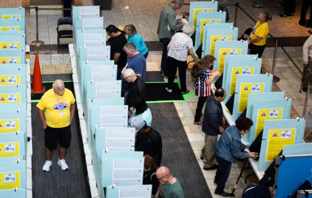 Nevada’s Early Voters Show Passion as Republicans Turn Out in Numbers