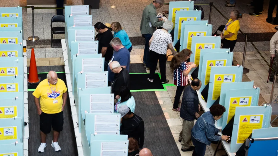 Nevada’s Early Voters Show Passion as Republicans Turn Out in Numbers