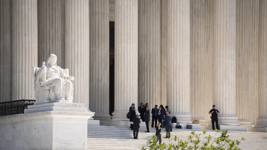 Supreme Court Turns Away Lawsuit Claiming President Has Power to Fire Independent Agency Leaders