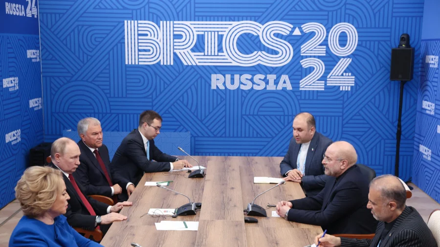 China, Russia, Iran Leaders' BRICS Meeting 'Concerning': China Expert