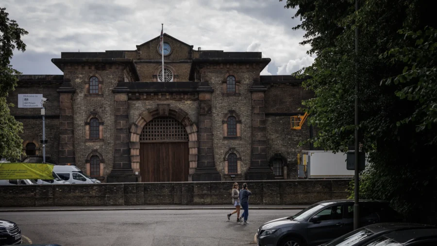 UK to Release Another 1,100 Prisoners Early to Free up Jail Space Amid Overcrowding Issues