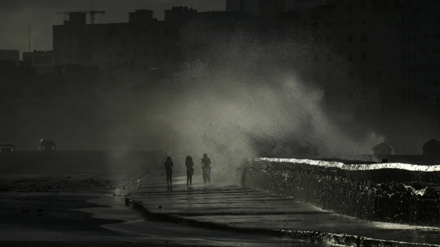 Storm Causes at Least 6 Deaths in Cuba, Where Long Power Outage Is Raising Tempers