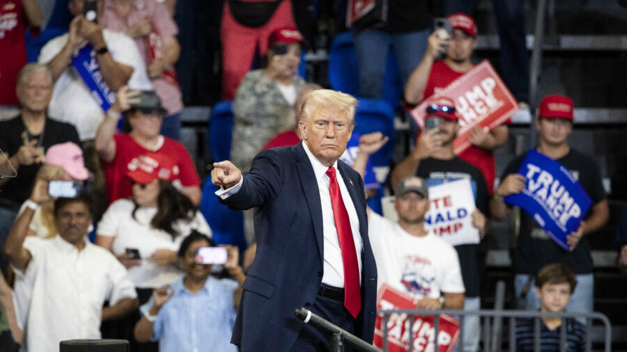 Trump Deliver Remarks at Campaign Rally in Duluth, Georgia