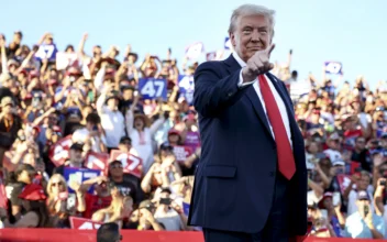 Trump Holds Campaign Rally in Tempe, Arizona