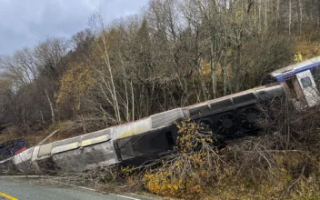 Train Carrying 55 People Derails on Norway’s North Coast, Killing at Least 1 and Injuring 4