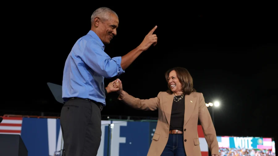 Obama 'Electrifies the Crowd,' Boosts Harris’s Georgia Rally: Political Strategist