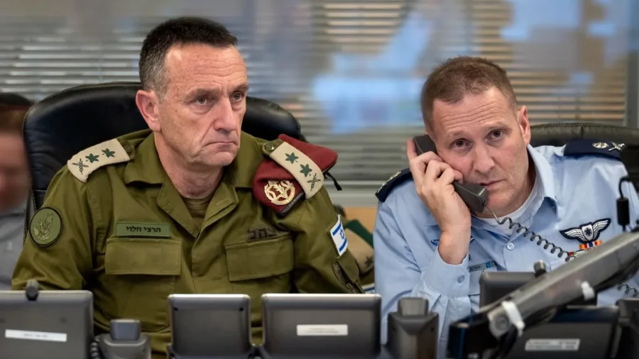 Israel's Measured Strikes on Iran May Not Prevent 'a Wider Regional War': Analyst