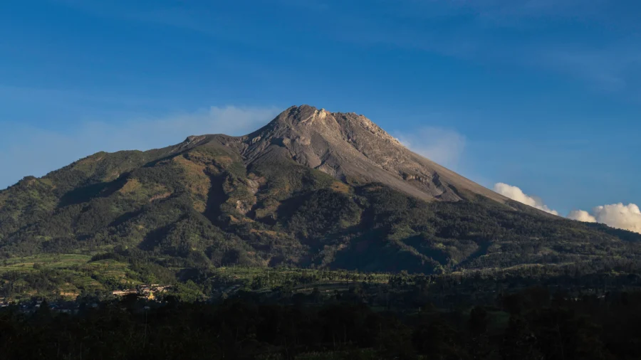 Indonesia’s Marapi Volcano Erupts, Spewing Ash and Hot Clouds