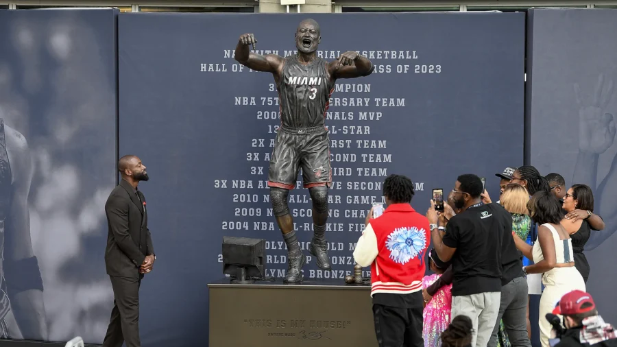 Dwyane Wade Statue Unveiled in Miami but Fans Question Likeness