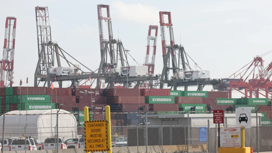 Using Tariff Revenue to Replace Income Tax Would Stimulate Economic Growth: Expert
