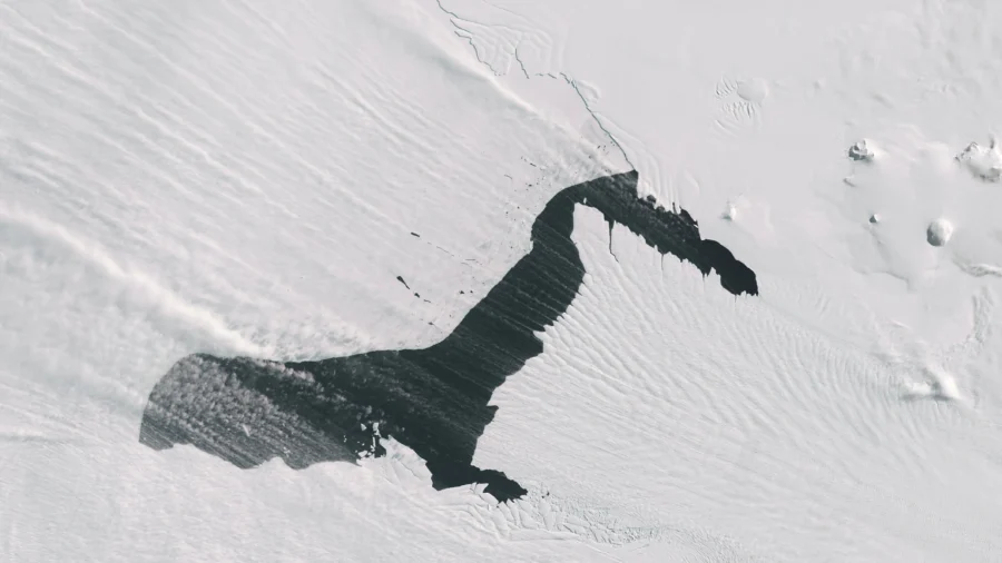 Antarctica Glacier Appears to Be Smoking in Rare View From Space