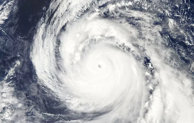 Typhoon Kong-Rey Set to Make Landfall on Taiwan's East Coast