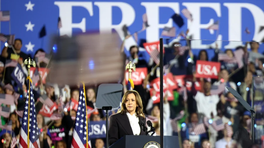 Harris Makes Final Pitch in Washington