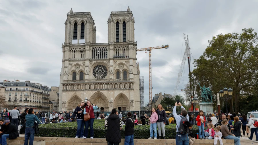 Notre Dame May Charge Entry Fee After Reopening