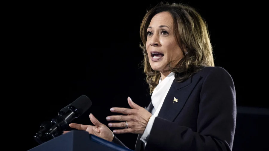 Harris Campaigns in Phoenix