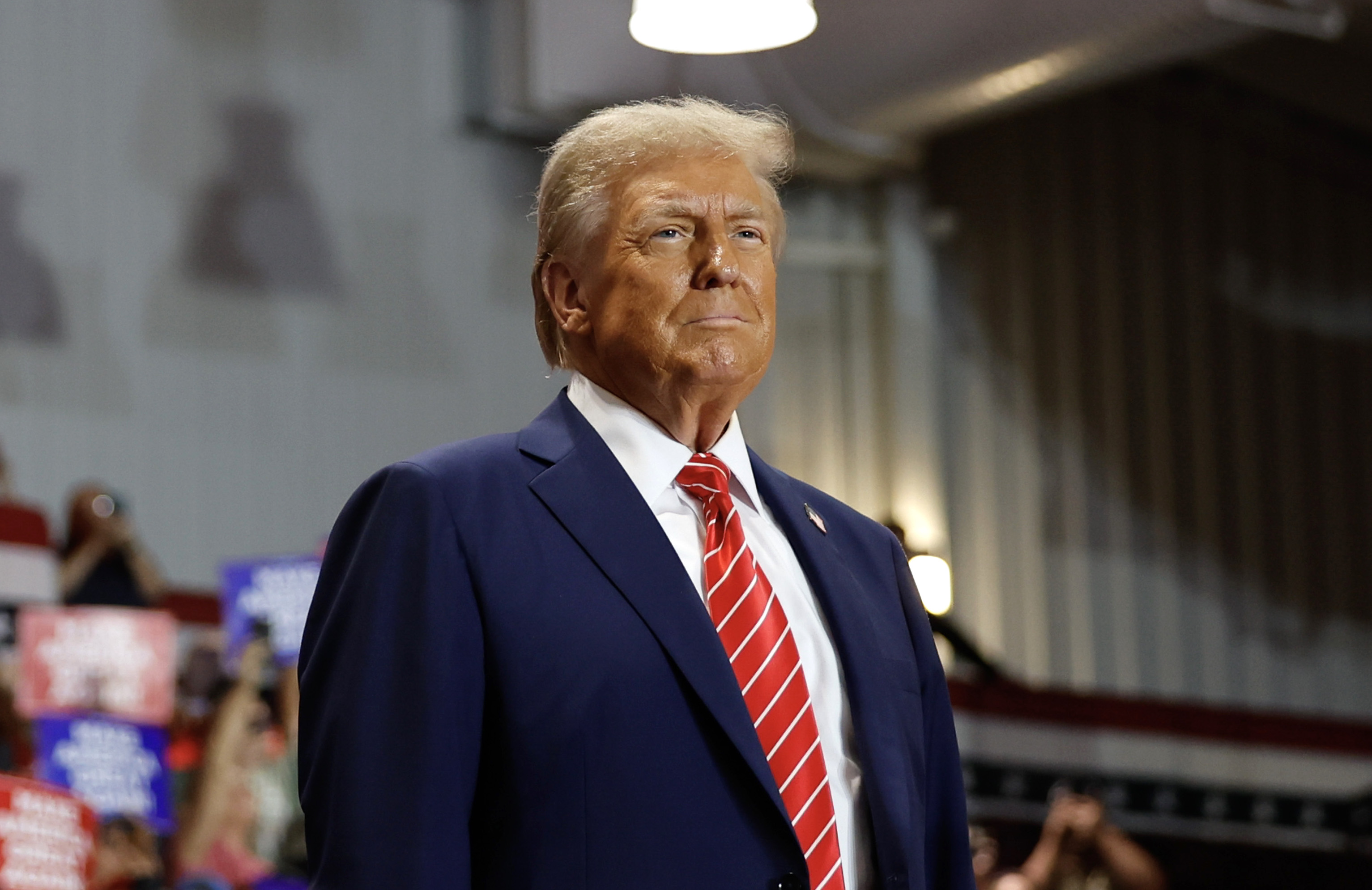 Trump Sues CBS Over ’60 Minutes’ Interview With Harris | NTD