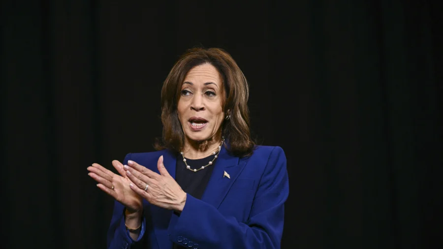 Harris Campaigns in Janesville, Wisconsin