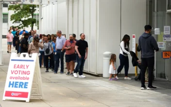 Early In-Person Voting Ending Friday in 8 States, Including 4 Battlegrounds