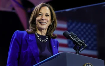 Harris to Make Final Pitch in Pivotal Pennsylvania With 3 Rallies