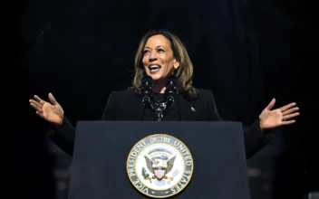 Harris Campaigns in Philadelphia Ahead of Election Day