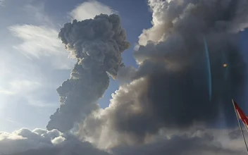 Indonesia’s Mount Lewotobi Laki Laki Erupts for 2nd Time in Week