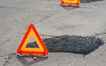 Man Dies After Being ‘Buried Under Hot Asphalt’ While Fixing Dump Truck in Mississippi