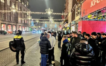 60 Arrested in Amsterdam After Anti-Semitic Attacks on Israeli Soccer Fans, Officials Report