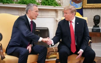 Former NATO Chief Urges Europe to Work With Trump to End Ukraine War