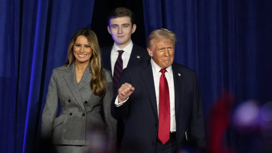 Trump Announces Golf Partner and Former Georgia Senator Will Co-chair Inaugural Committee