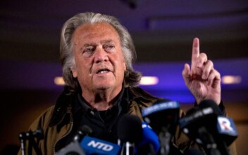 Steve Bannon Expected to Appear at Pretrial Conference for Fraud Charge