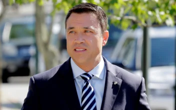 Michael Grimm, Former House Member Convicted of Tax Fraud, Is Paralyzed in Fall From Horse