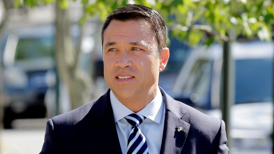 Michael Grimm, Former House Member Convicted of Tax Fraud, Is Paralyzed in Fall From Horse