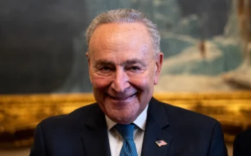 Chuck Schumer Congratulates Trump, Tells Democrats to Learn and Do Better